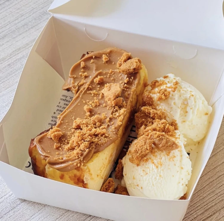Threesty Cake & Eatery