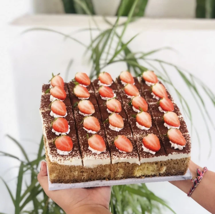 Threesty Cake & Eatery